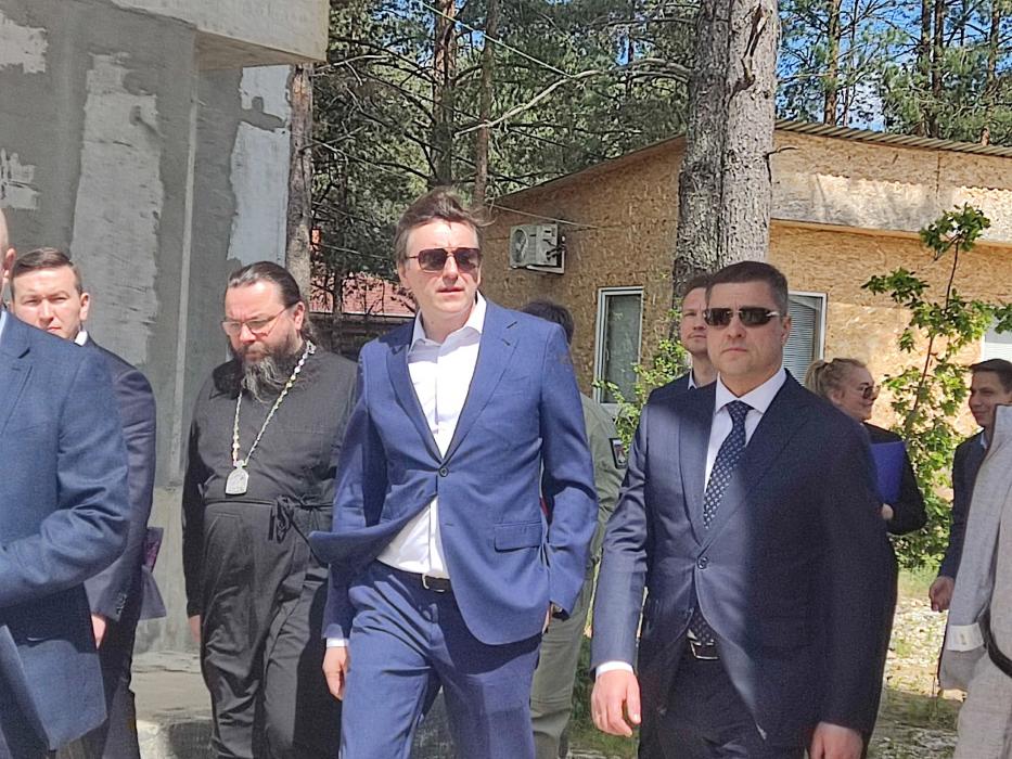 Визит в Печоры министра просвещения Сергея Кравцова