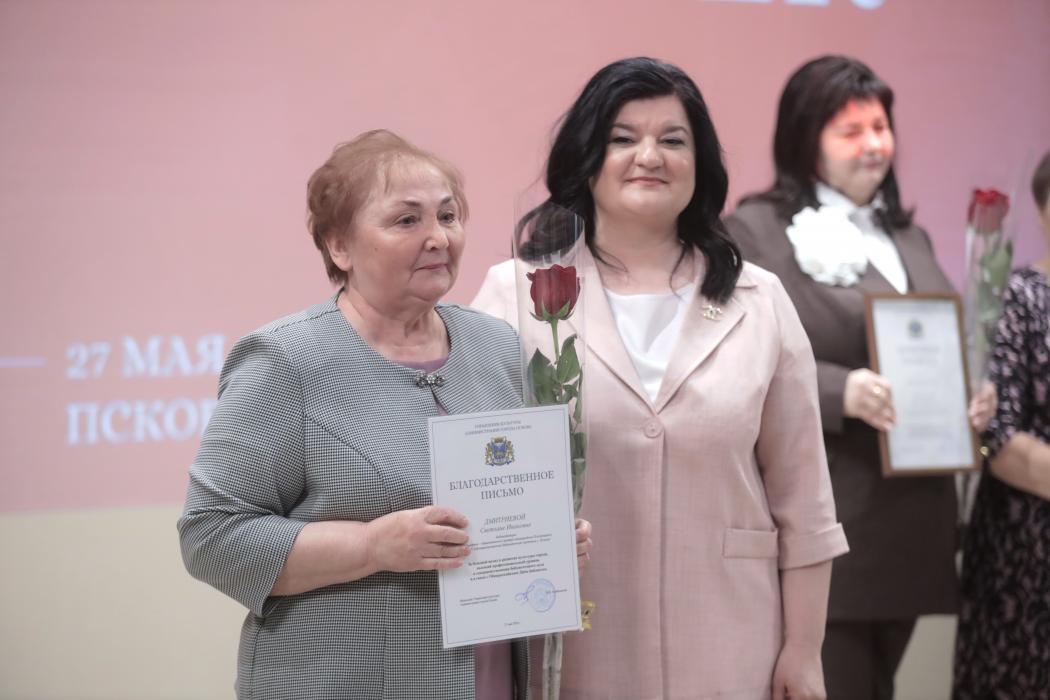 «Василёвке» – 80: от ручной переноски книг до нового здания в центре Пскова