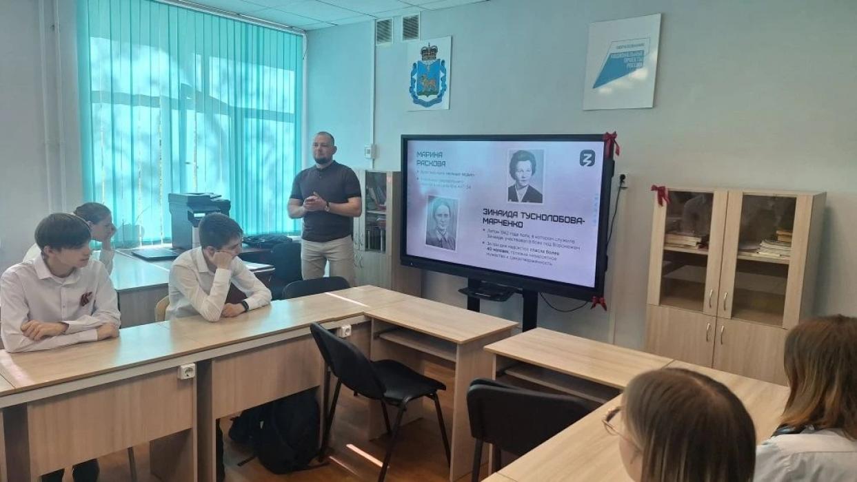 Ветераны СВО провели уроки мужества в преддверии Дня Победы