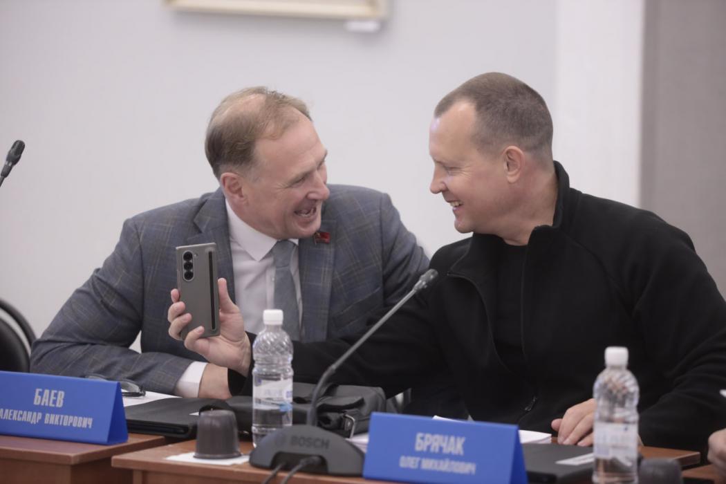 «Большой путь перемен»: Борис Елкин отчитался о работе за 2025 год и пятилетку во главе города