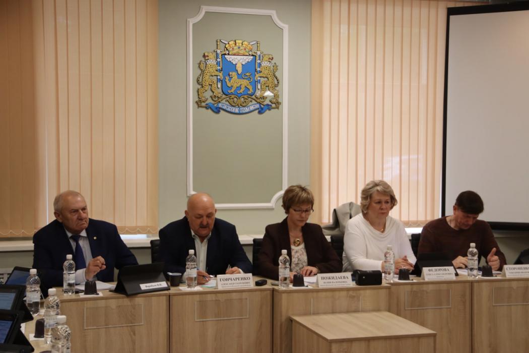 Депутаты Пскова обсудили отчёт главы города