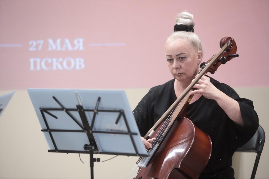«Василёвке» – 80: от ручной переноски книг до нового здания в центре Пскова