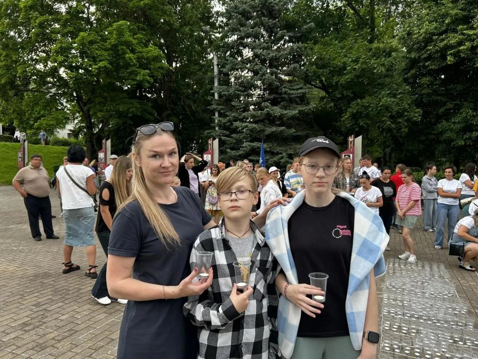 «Свечи памяти» зажгли в Великих Луках в рамках Народной программы ЕР