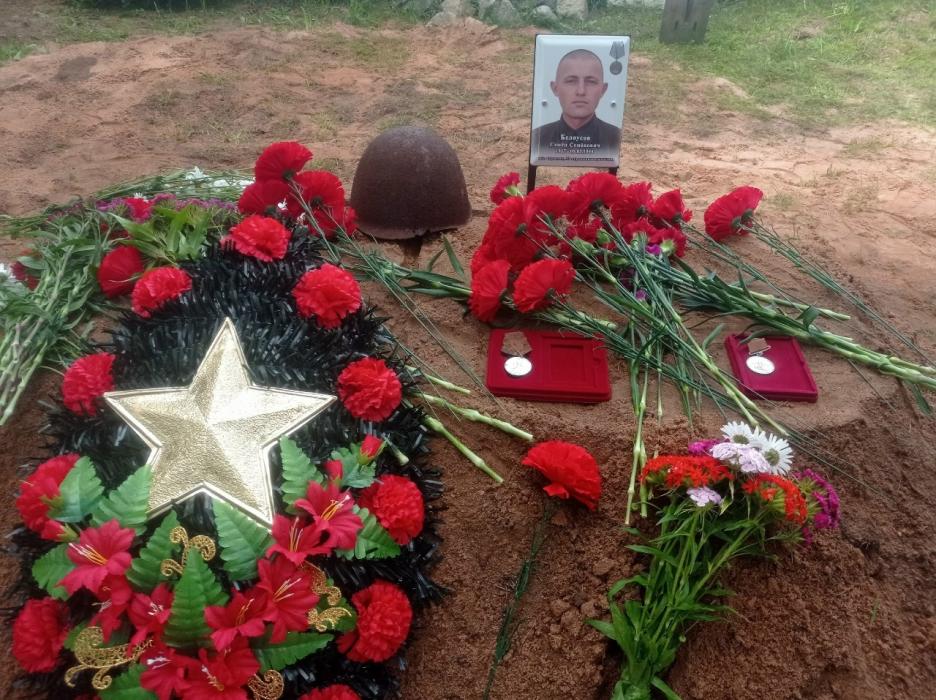 Перезахоронению останков 12 бойцов Красной армии