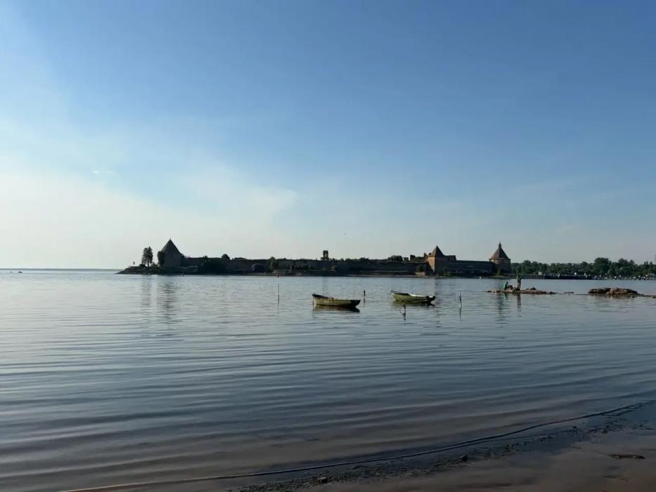 Псковичи выиграли Петровский гребной марафон на лодке «Дракон» 