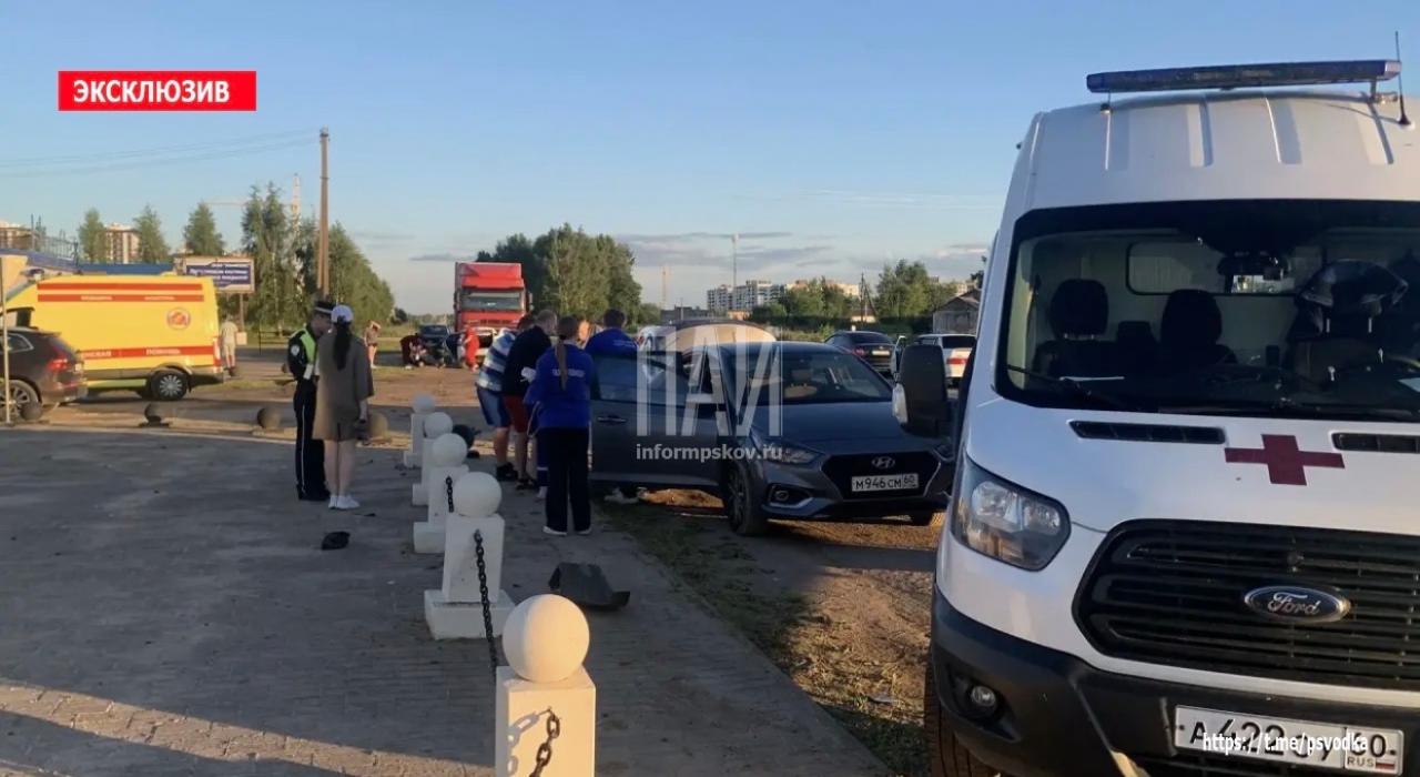 Четыре человека пострадали в ДТП в Псковском районе