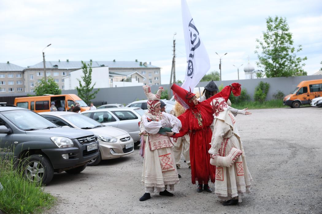 По следам Пушкина: театрализованное шествие в Пскове