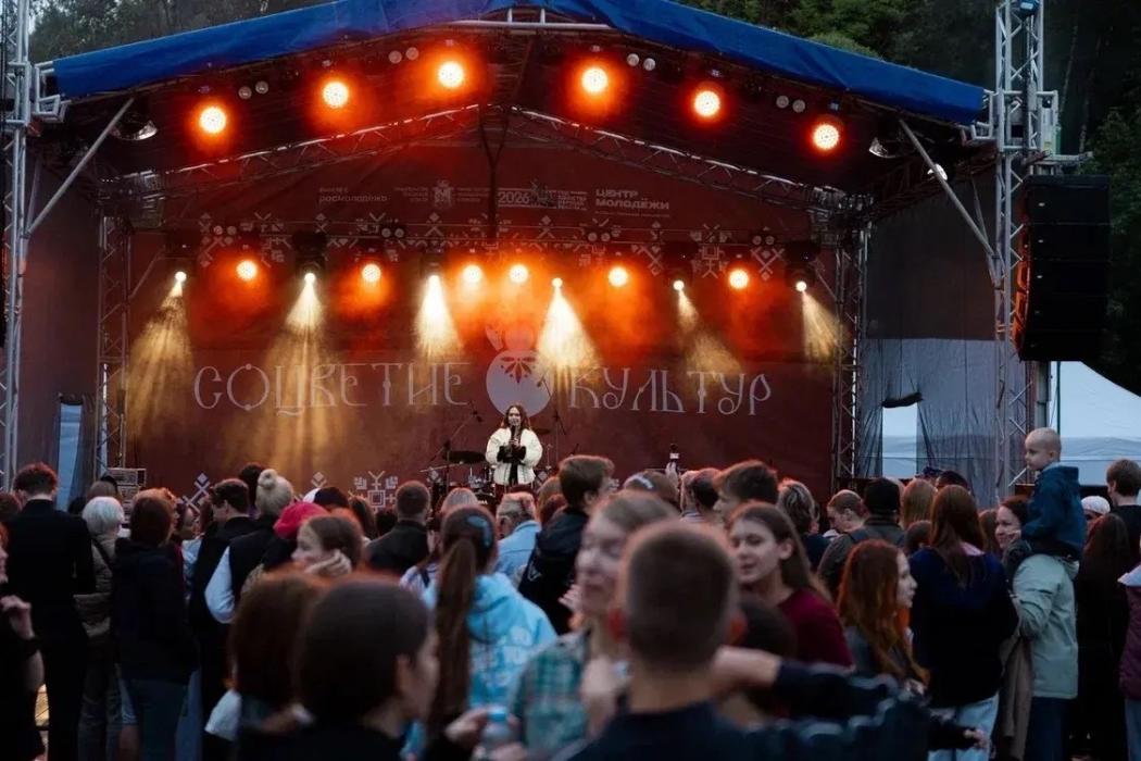 Более 8,5 тысячи горожан и гостей Пскова приняли участие в фестивале «Соцветие культур»