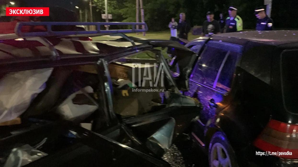 Авария в Пскове на улице Юбилейной