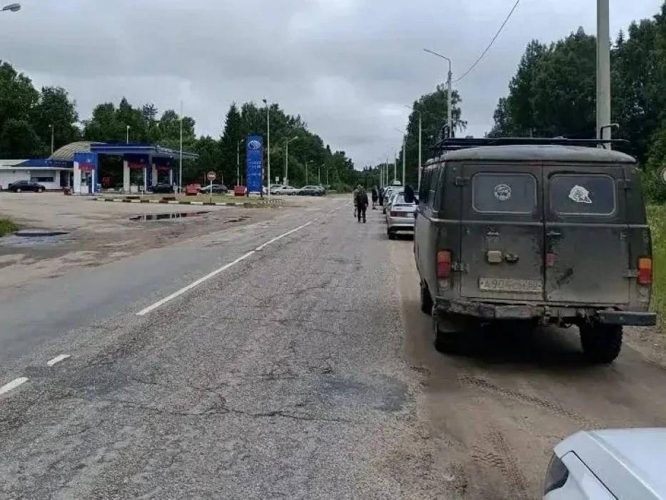 О текущей ситуации с топливом рассказал губернатор Псковской области Михаил Ведерников