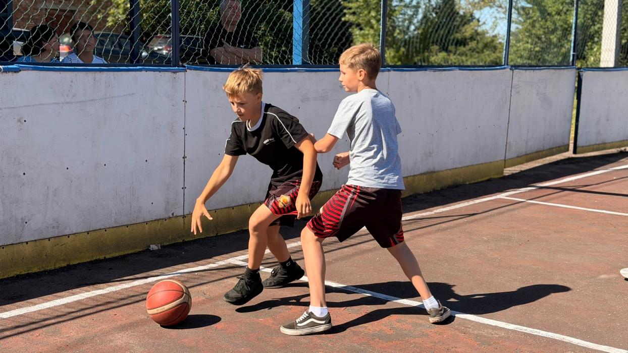 Подведены итоги открытого чемпионата по баскетболу 3x3 в Великих Луках 