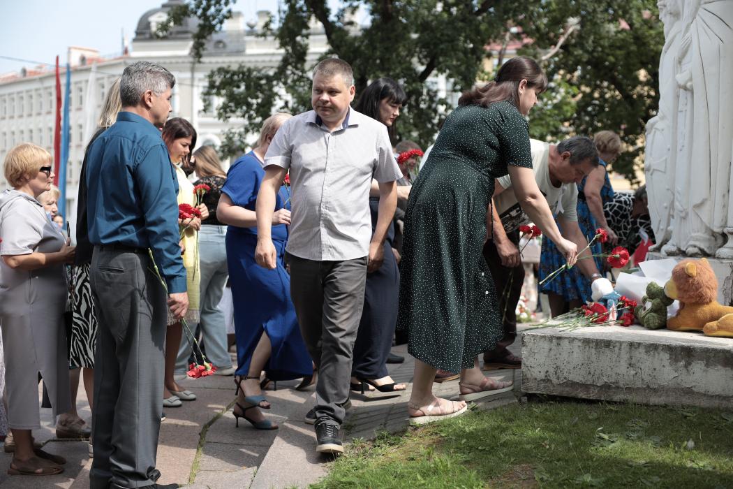 Псков скорбит об ангелах Донбасса