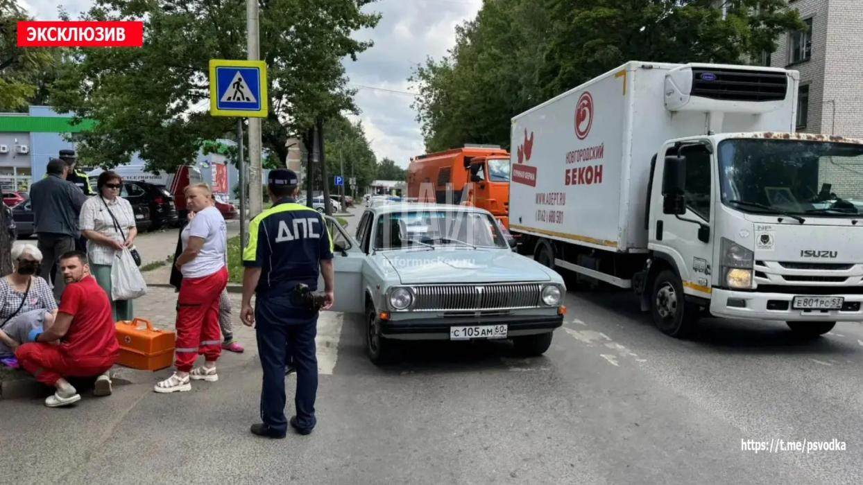 ДТП в Пскове на улице Народной