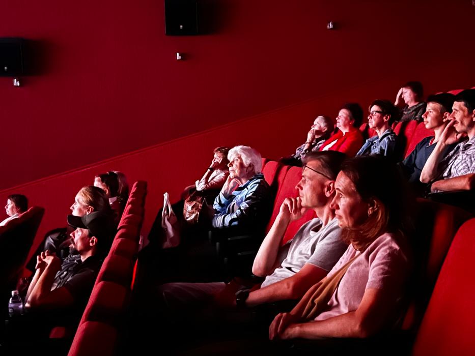 Показ короткометражных фильмов вне конкурса в рамках кинофестиваля «Западные ворота» стартовал в Пскове