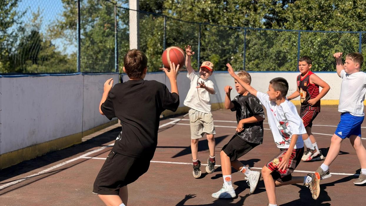 Подведены итоги открытого чемпионата по баскетболу 3x3 в Великих Луках 
