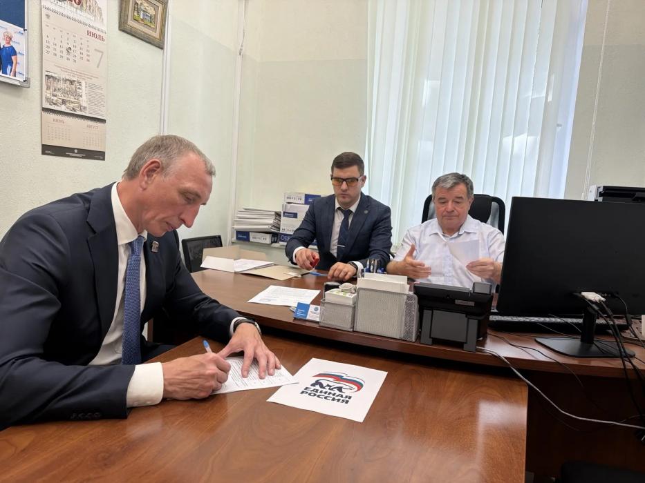 Александр Козловский подал документы на регистрацию кандидатом в депутаты Госдумы