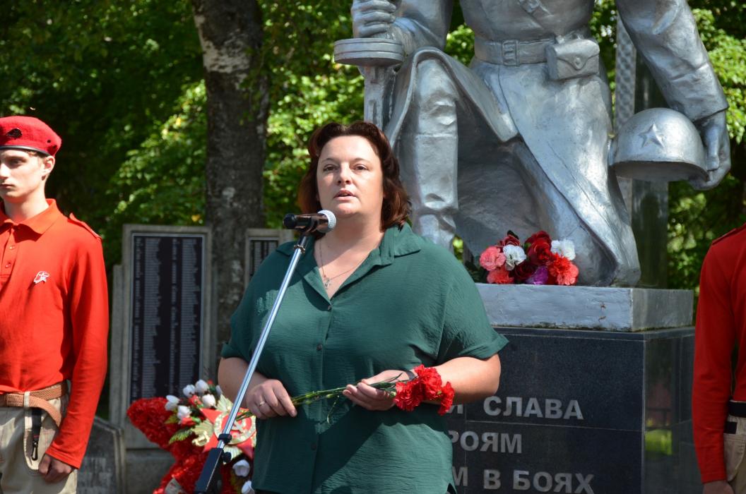 Торжественный митинг к 82-летию освобождения Пустошки