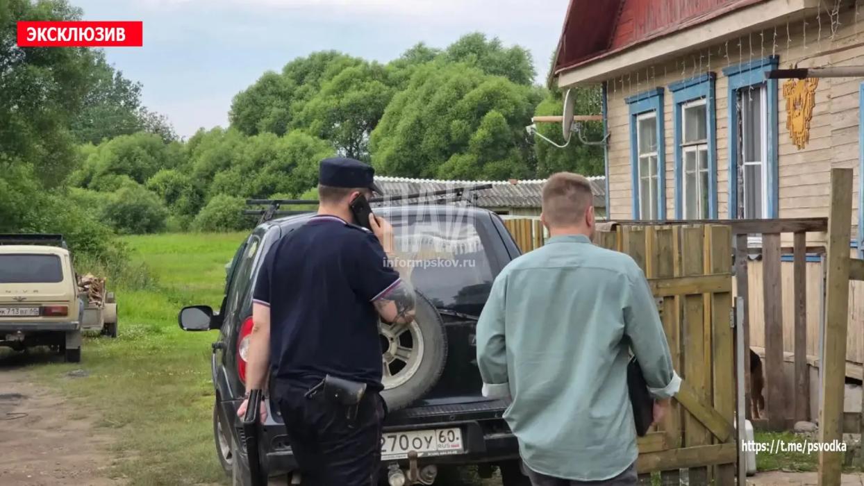 Мужчину насмерть придавило брёвнами в Невеле