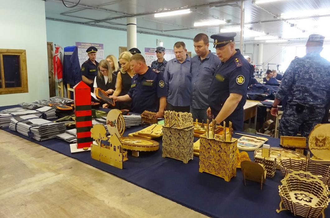 ИК-6 УФСИН России по Псковской области с рабочим визитом посетили представители правительства Псковской области