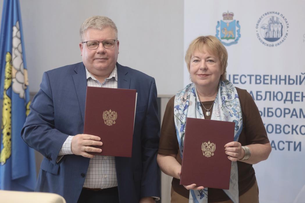 Общественная палата заключила сотрудничество с ЛДПР и общественными организациями на выборах в Псковской области