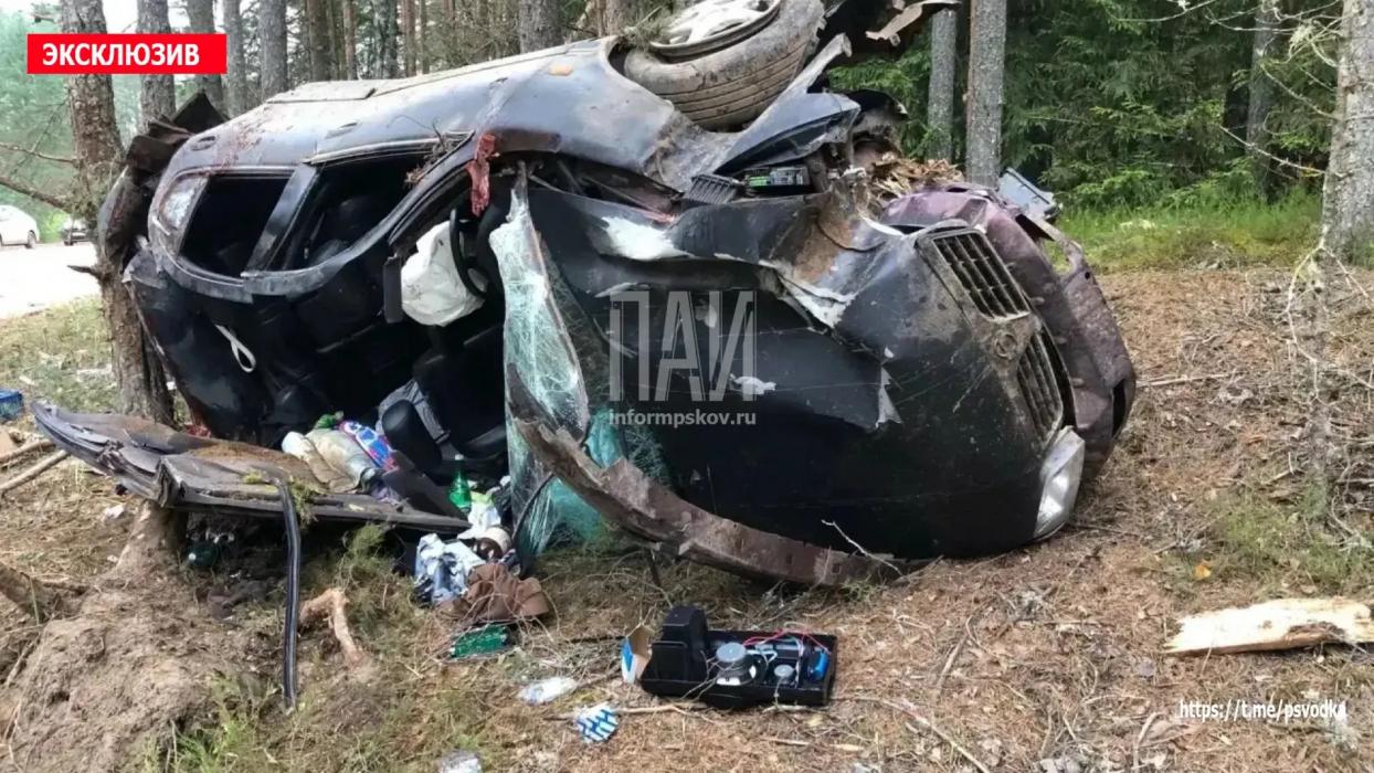 Один человек погиб и двое пострадали в ДТП в Плюсском районе