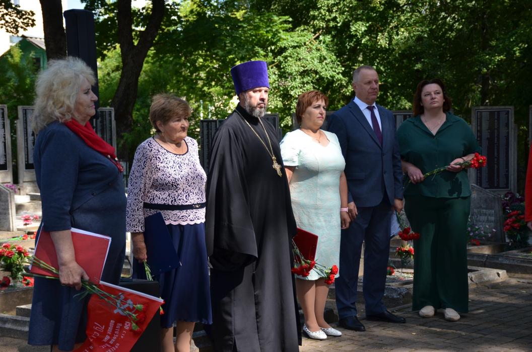 Торжественный митинг к 82-летию освобождения Пустошки