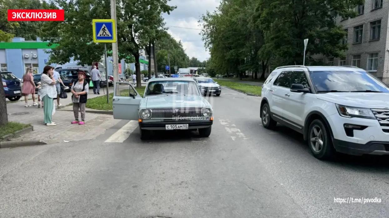 ДТП в Пскове на улице Народной