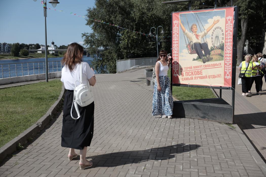 Назад в прошлое: в Пскове стартовал фестиваль «Псковские каникулы»