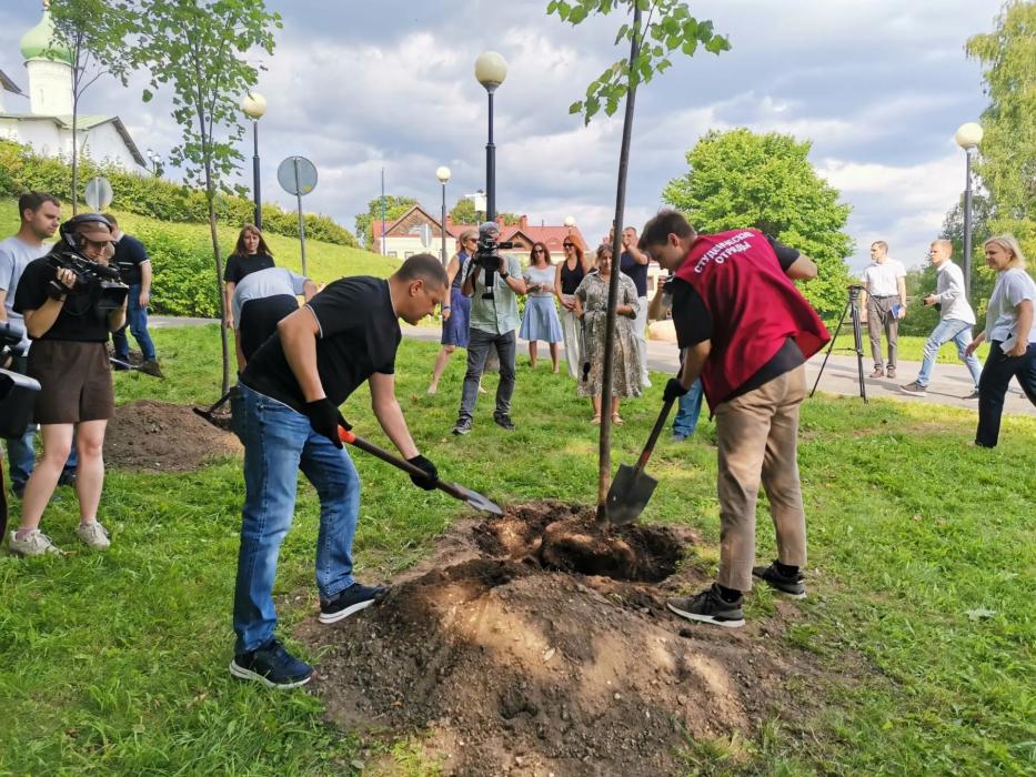 Мероприятие в псковском парке Строителей 