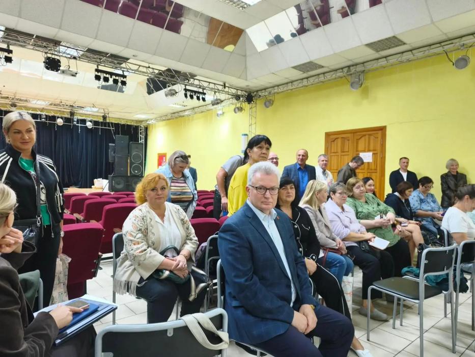 Работу модельного избирательного участка презентовали в Великих Луках