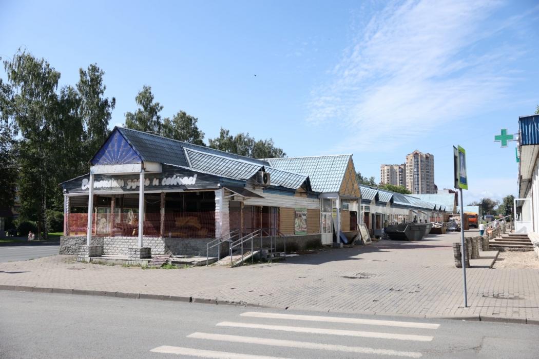 Торговый павильон «Магеллан» сносят в Пскове