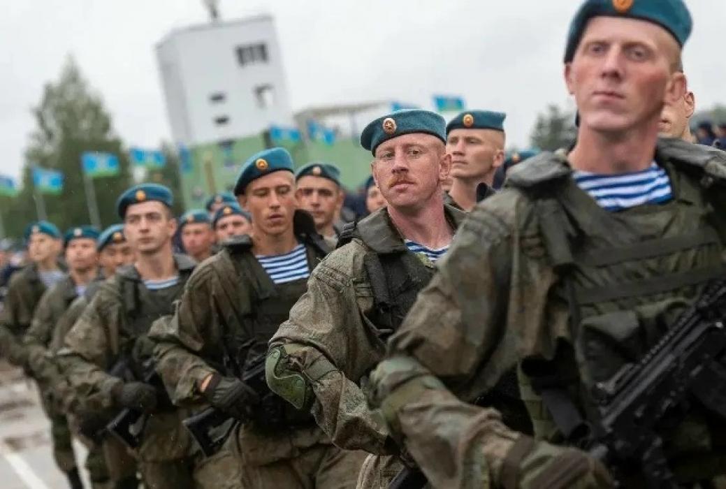 Михаил Ведерников: Современное поколение десантников с честью продолжает воинские традиции