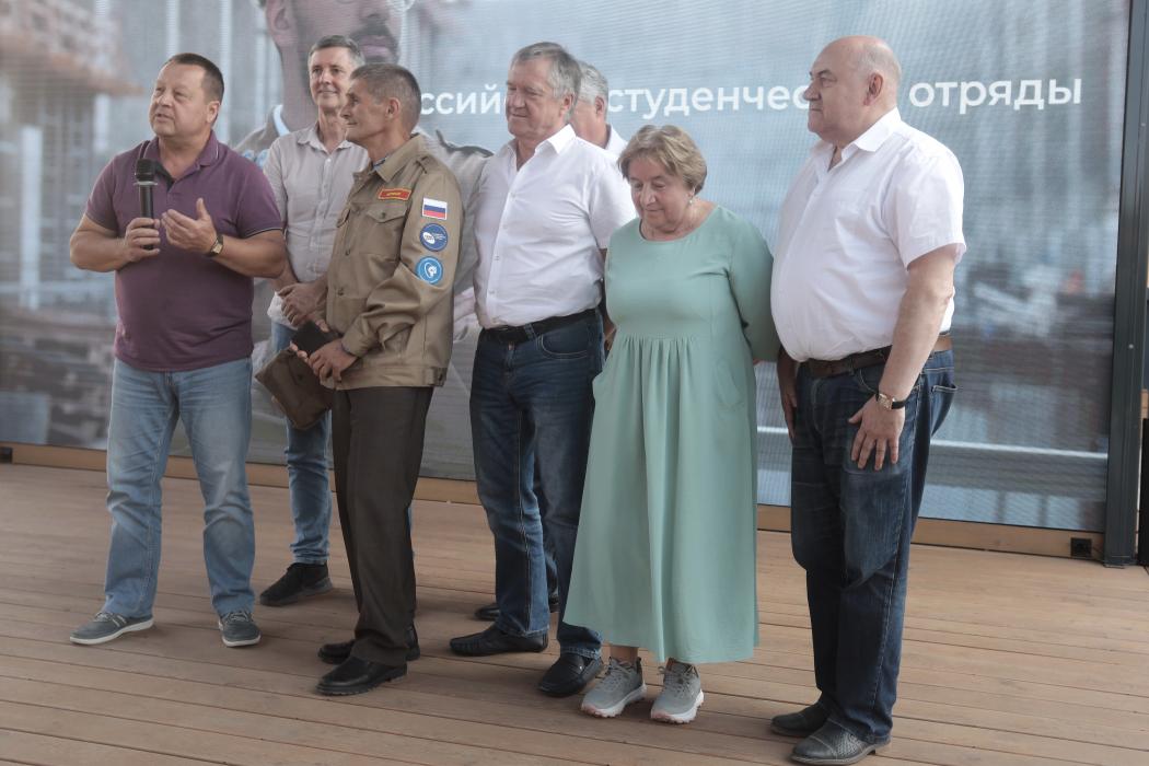Студенческие отряды Псковской области собрались на парклете ПАИ