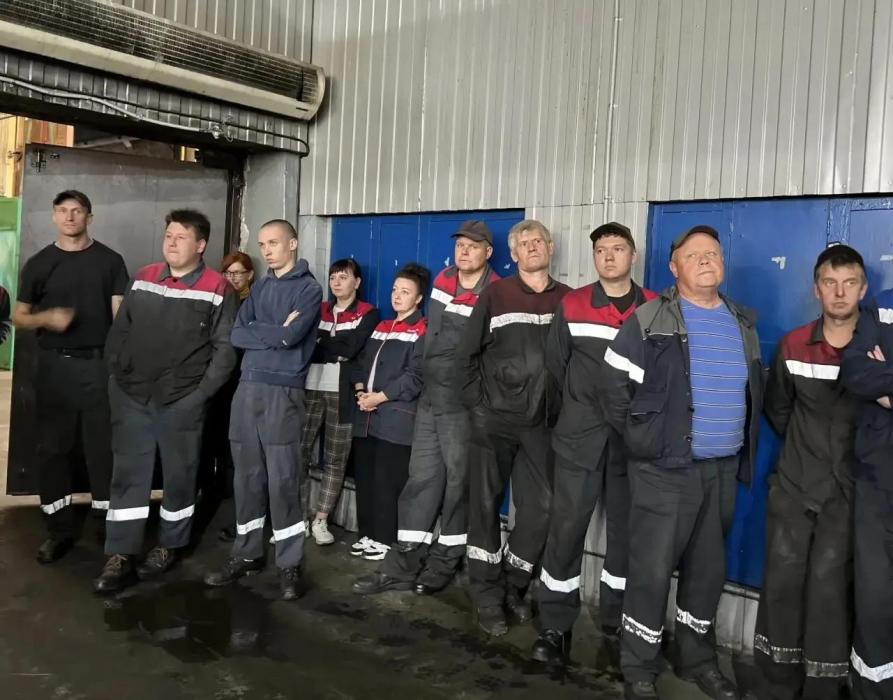 Депутат обсудил с жителями Дновского района проблемы скорой помощи, газификации и почты 