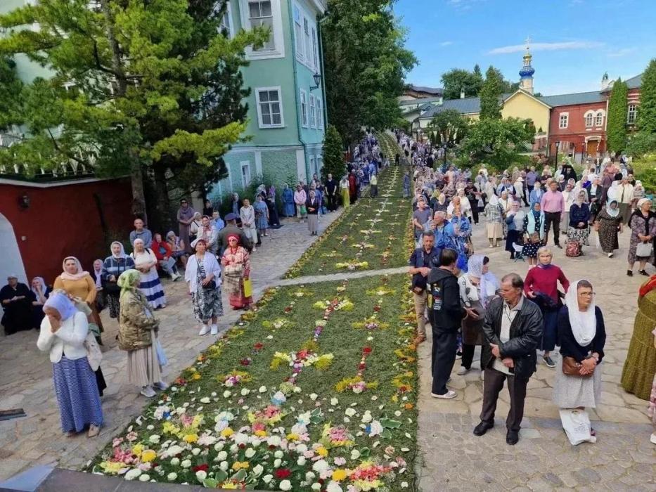  Успение Пресвятой Богородицы для Псковской земли – престольный праздник Псково-Печерского монастыря