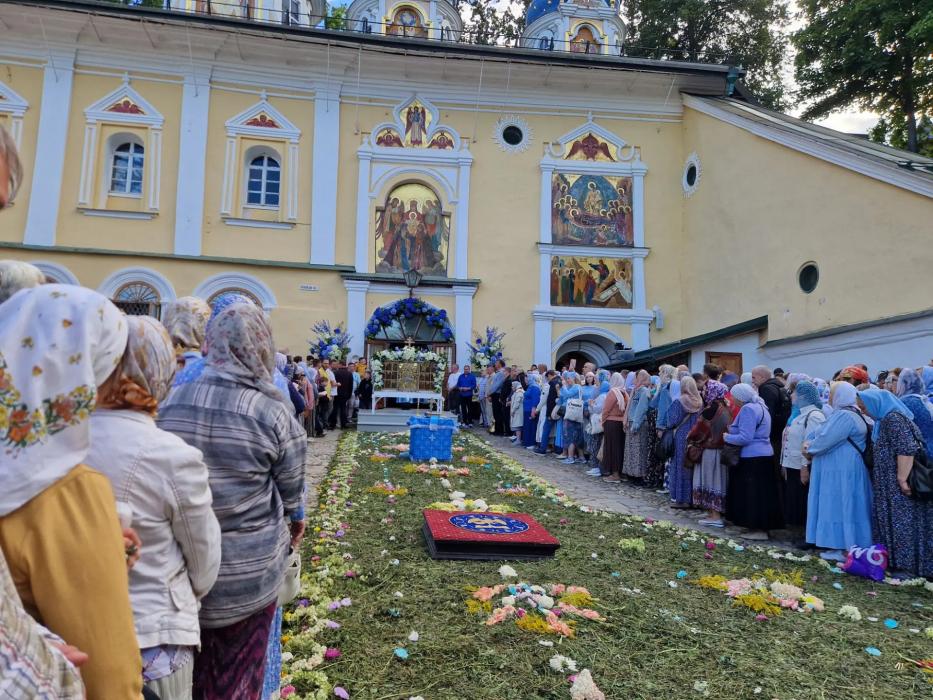 Подготовка к празднику