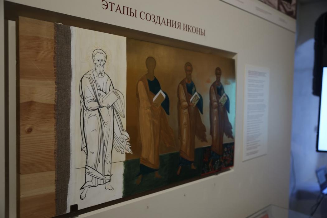 Спасённую икону «Успение Богоматери» XVI века представили псковичам