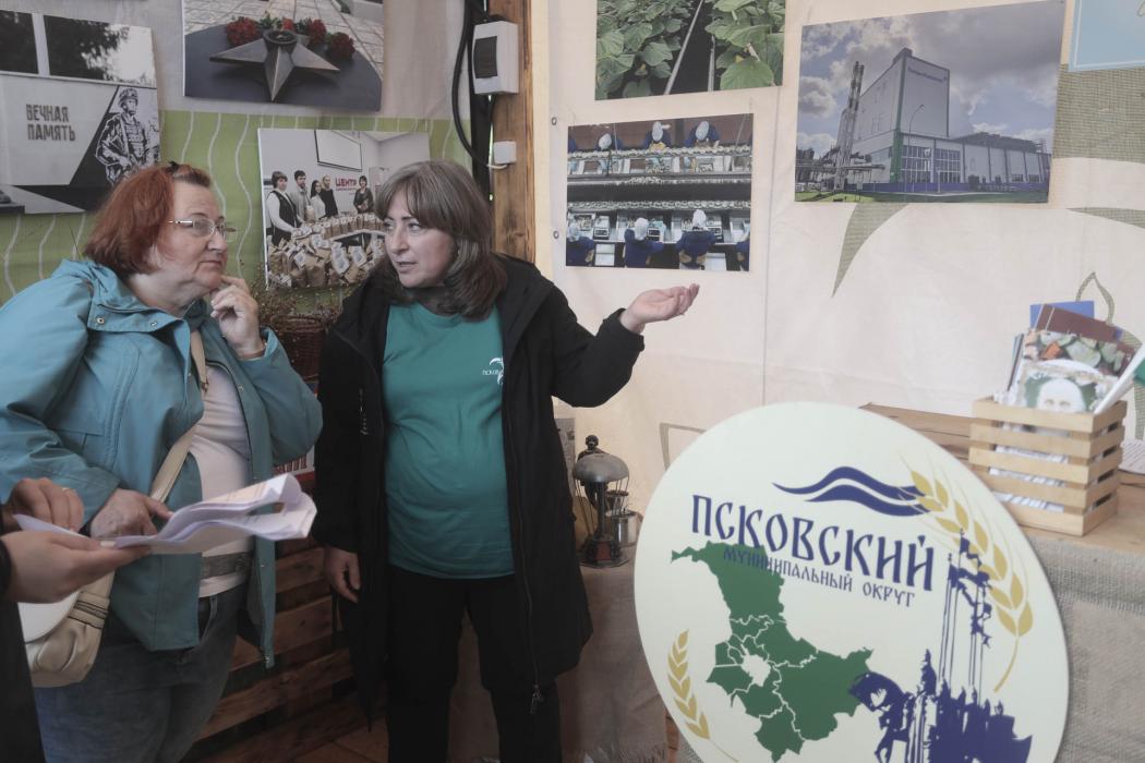 «Россия начинается здесь»: 26 муниципалитетов Псковской области на одной ярмарке