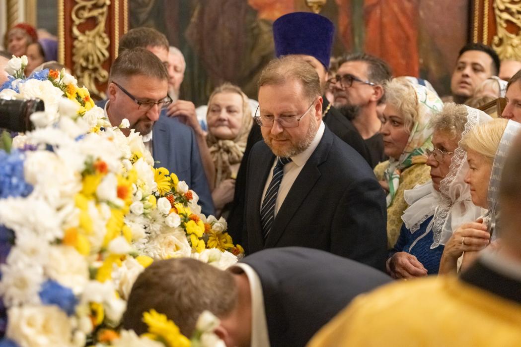 Поклониться святыне: мощи святителя Спиридона Тримифунтского в Троицком соборе в Пскове