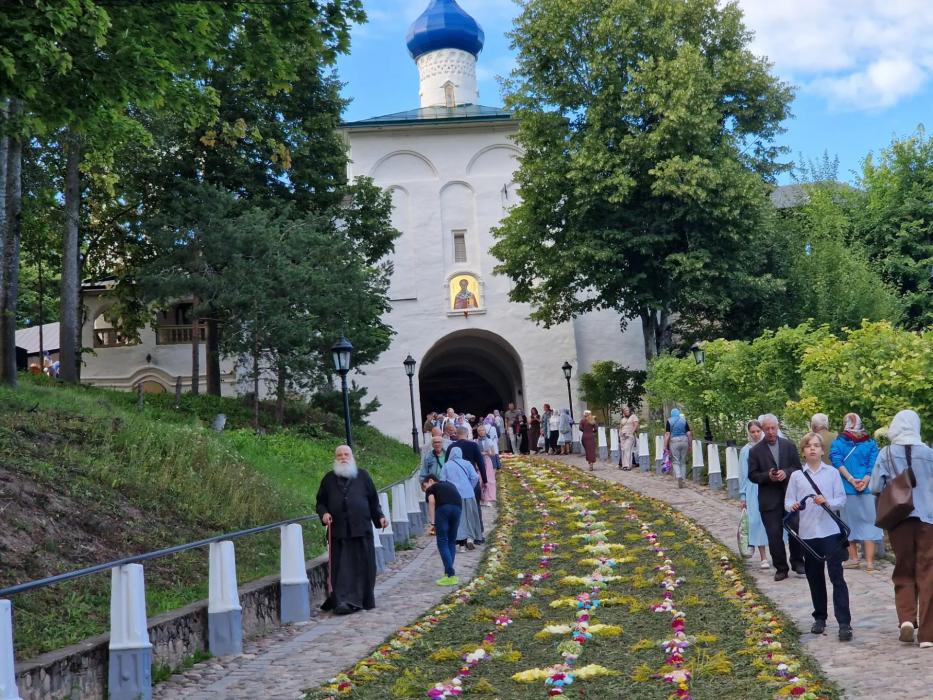 Подготовка к празднику