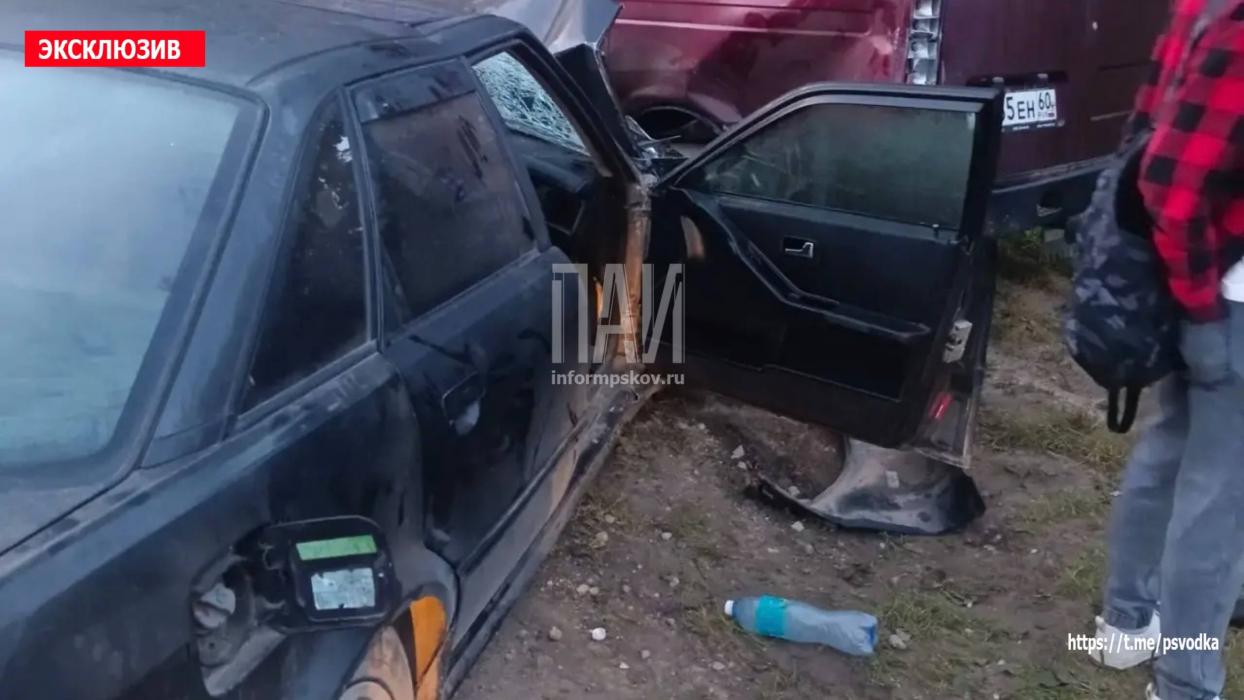 ДТП на улице Сахалин в Печорах