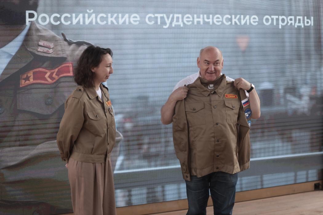 Студенческие отряды Псковской области собрались на парклете ПАИ