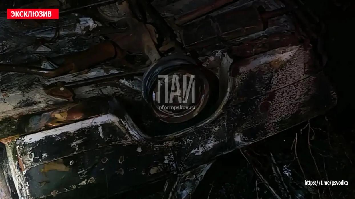 Горящий автомобиль обнаружили в Пыталовском районе