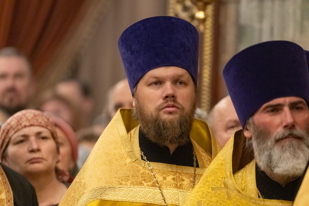 Поклониться святыне: мощи святителя Спиридона Тримифунтского в Троицком соборе в Пскове