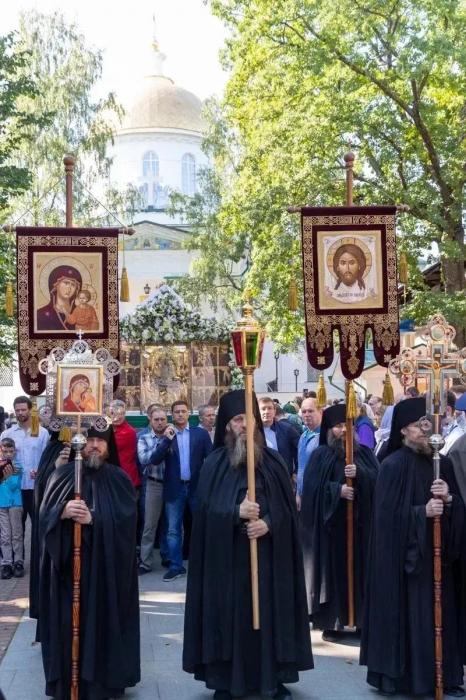  Успение Пресвятой Богородицы для Псковской земли – престольный праздник Псково-Печерского монастыря