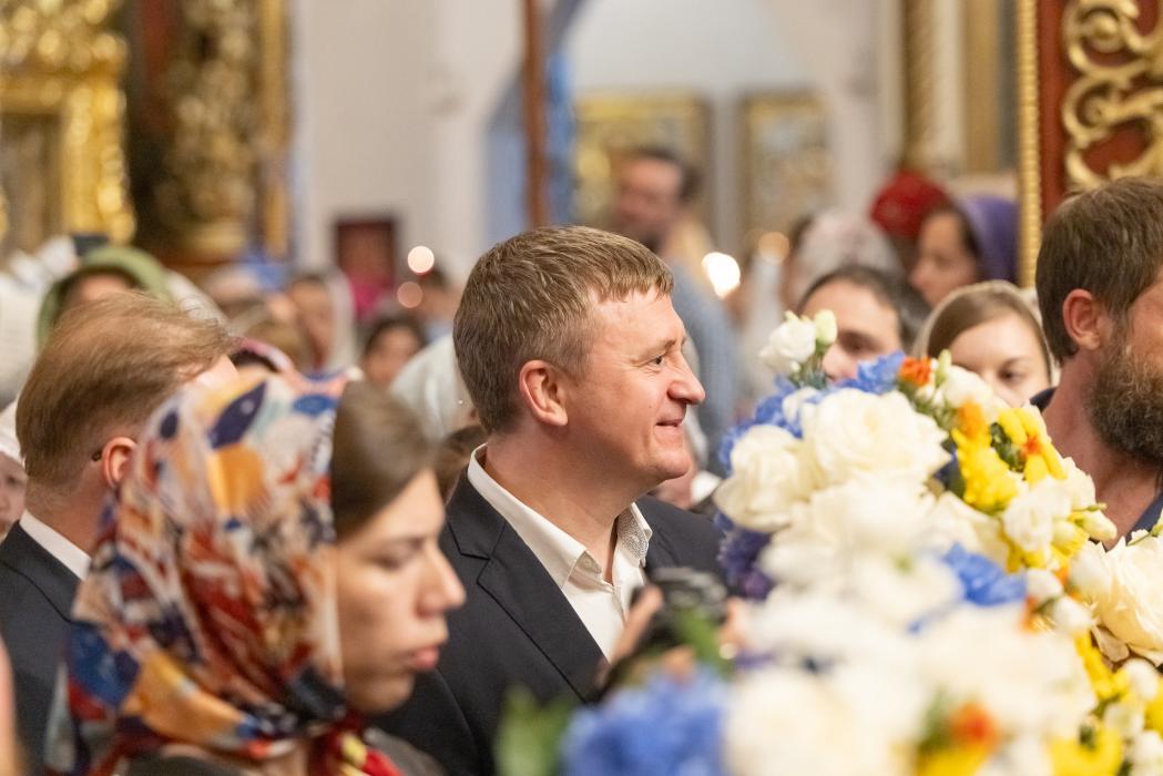 Поклониться святыне: мощи святителя Спиридона Тримифунтского в Троицком соборе в Пскове