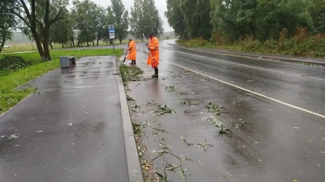 Уборка последствий непогоды 