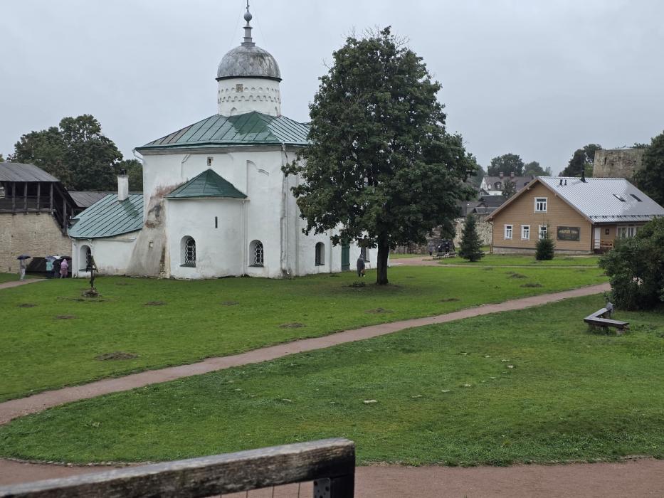 Изборск и Изборская крепость