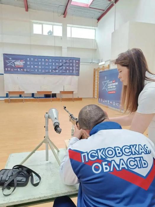 Псковские ветераны СВО взяли призовые места в пулевой стрельбе, настольном теннисе и волейболе сидя