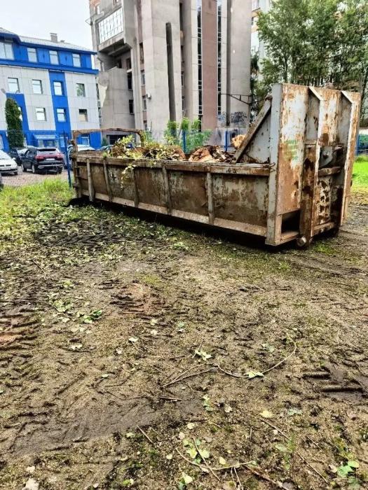 Последствия шторма на спортивных объектах ликвидировали в Пскове 